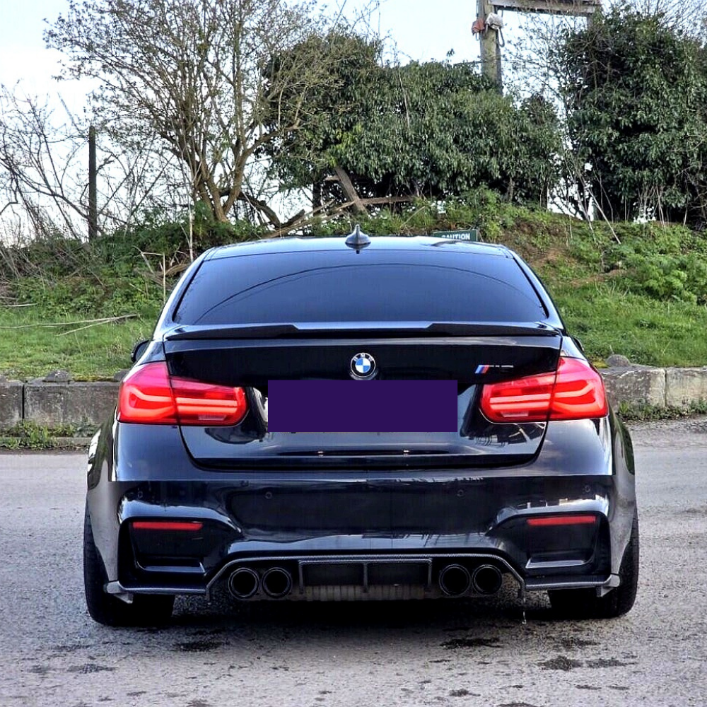 M3 M4 - F80/F82/F83: Dry Pre-Preg Carbon Fibre V Style Rear Diffuser 14-20