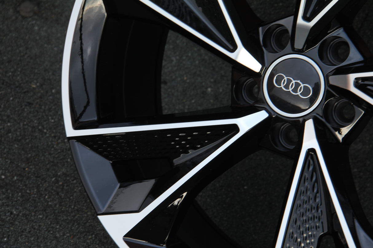 A7 - C8: 20" Diamond Cut RS7 Style Alloy Wheels 18+