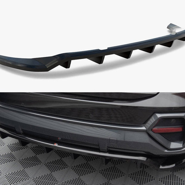 Audi - Q3 Sportback F3: Maxton Central Rear Splitter (Vertical Bars)