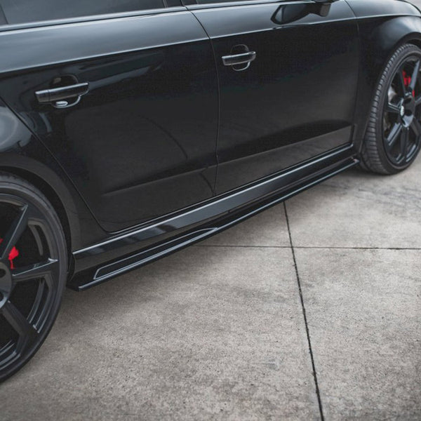 Audi - RS3 8V Sportback Facelift (2017-UP): Maxton Side Skirts V2