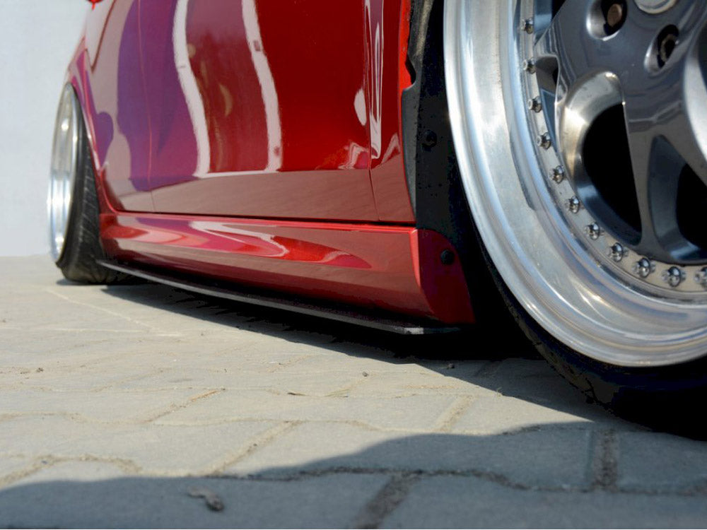 VW - Golf VI GTI 35TH / R20: Maxton Racing Side Skirts