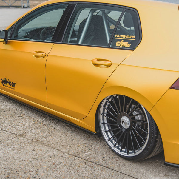 VW - Golf MK8: Maxton Side Skirts V1