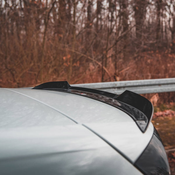 VW - Golf GTI / GTE / GTD / R Line / R MK8: Maxton Spoiler V2