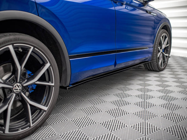 VW - Tiguan R / R Line MK2 Facelift: Maxton Side Skirts