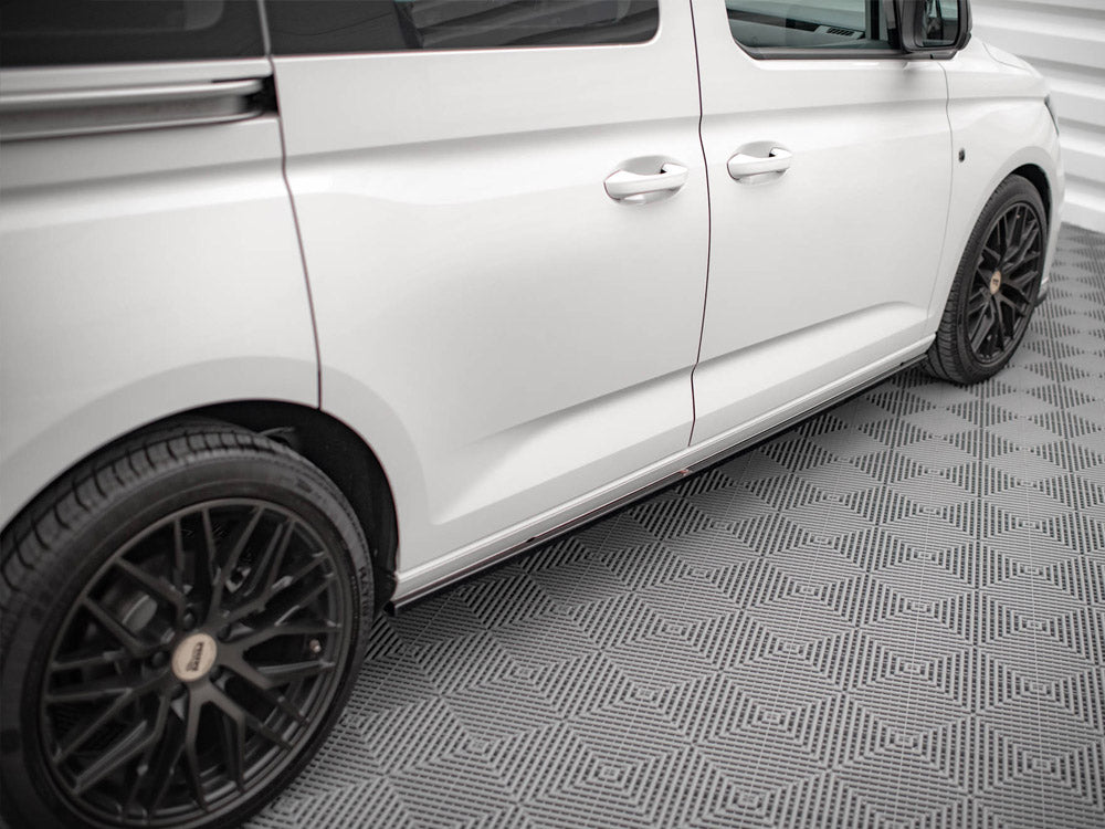 VW - Caddy MK5 / Ford Transit Connect MK3: Maxton Side Skirts