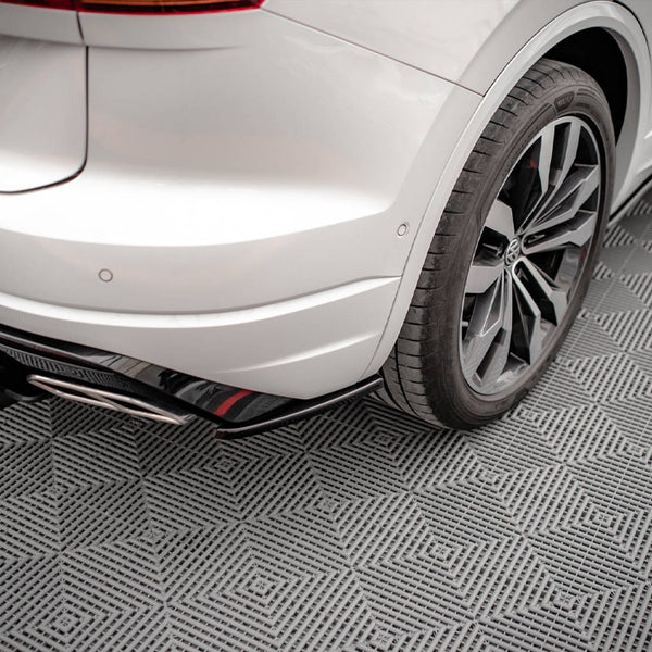 VW - Touareg R Line MK3: Maxton Rear Side Splitters