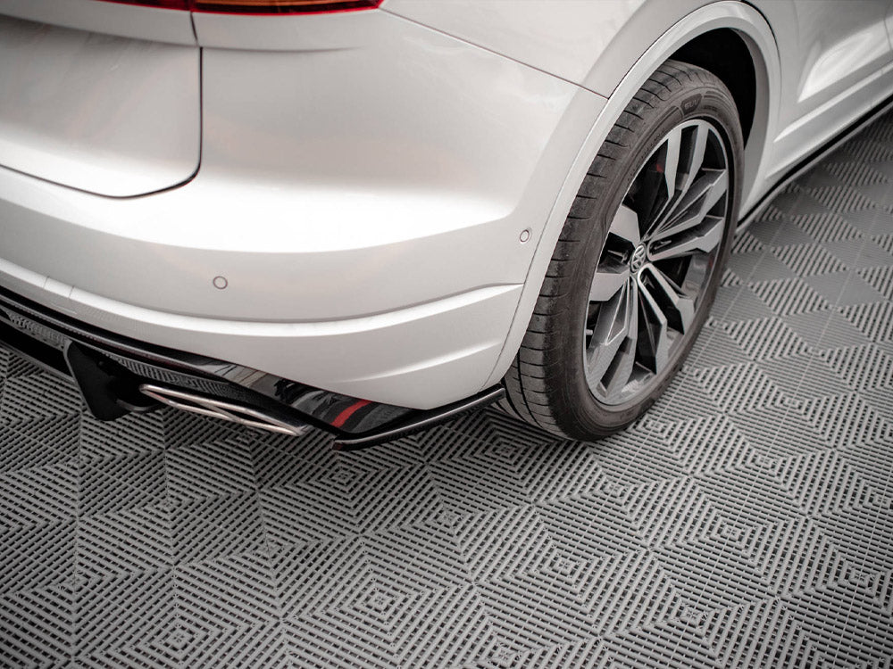 VW - Touareg R Line MK3: Maxton Rear Side Splitters