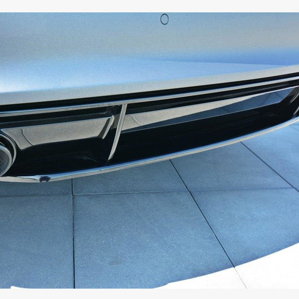 Audi - RS7 C7: Maxton Central Rear Splitter
