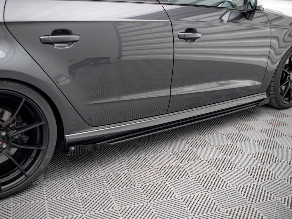 Audi - S3 / A3 S Line Sportback 8V Facelift: Maxton Side Flaps