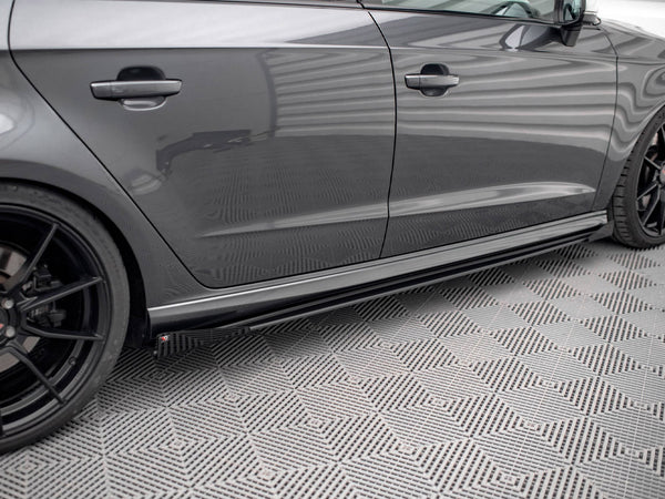 Audi - S3 / A3 S Line Sportback 8V Facelift: Maxton Side Flaps