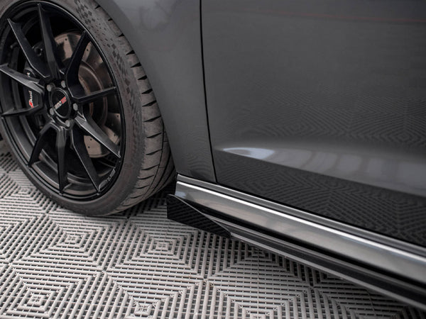Audi - S3 / A3 S Line Sportback 8V Facelift: Maxton Side Flaps