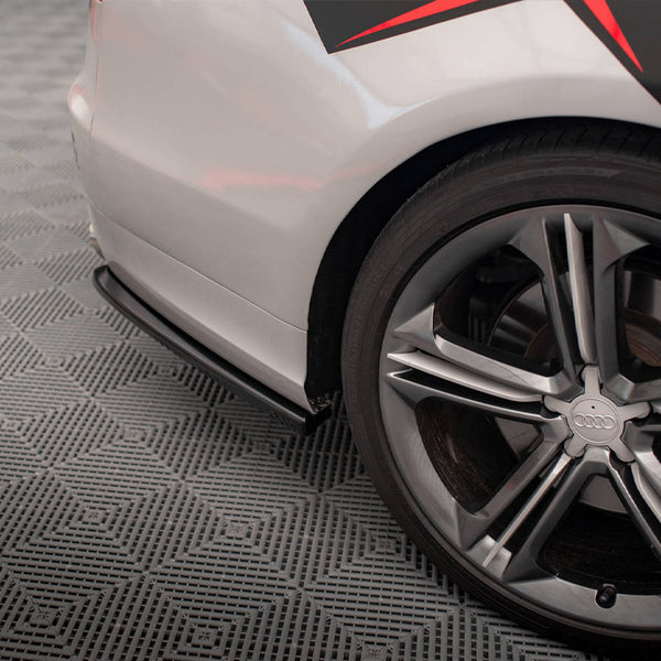 Audi - S8 D4: Maxton Rear Side Splitters