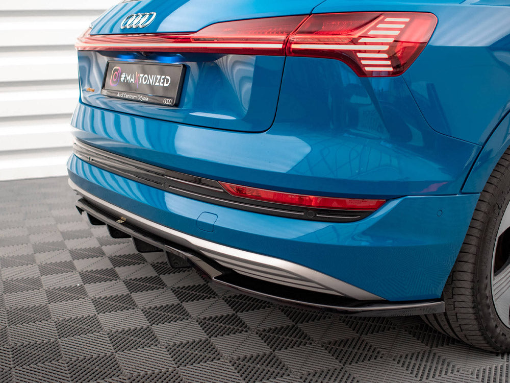 Audi - e-Tron: Maxton Central Rear Splitter (Vertical Bars)