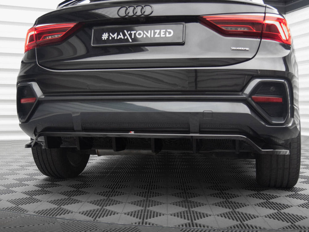 Audi - Q3 Sportback F3: Maxton Central Rear Splitter (Vertical Bars)