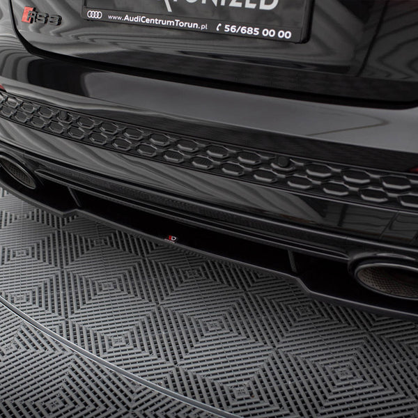 Audi - RS3 Sportback 8Y: Maxton Central Rear Splitter