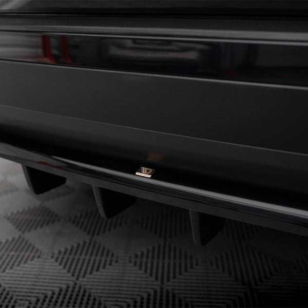 VW - Touareg MK2: Maxton Rear Splitter (Vertical Bars)