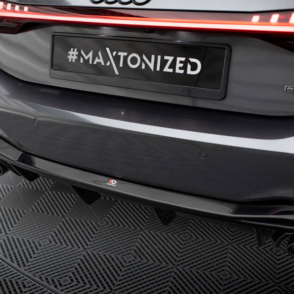 Audi - A7 S Line C8 / S7 C8 / C8 Facelift / S7 Facelift: Maxton Rear Diffuser + Exhaust Ends Imitation