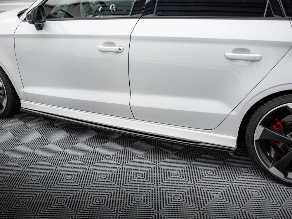 Audi - RS3 Sedan 8V Facelift: Maxton Side Skirts V2