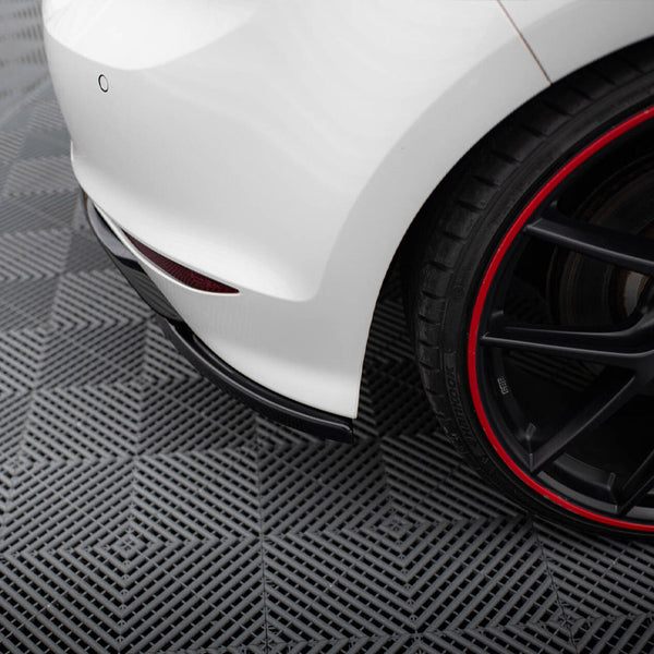 VW - Golf R / R Line MK7: Maxton Rear Side Splitters V1