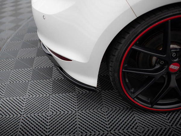VW - Golf R / R Line MK7: Maxton Rear Side Splitters V1