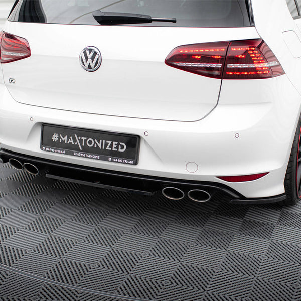 VW - Golf R MK7: Maxton Central Rear Splitter (Vertical Bars)