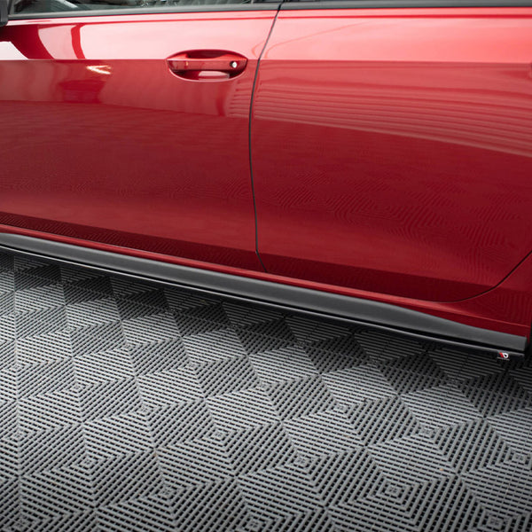 VW - Golf GTI / GTE / GTI Clubsport / GTD / R Line MK8: Maxton Side Skirts V1