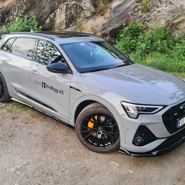 Audi - e-Tron S Line: Maxton Side Skirts