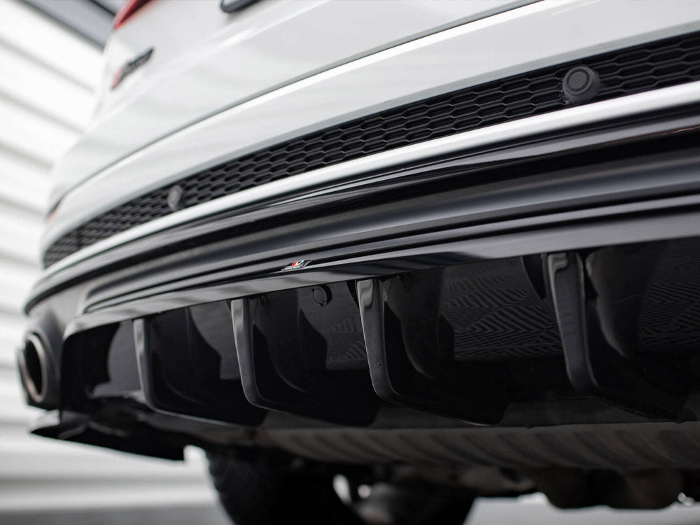 Audi - SQ8 MK1: Maxton Central Rear Splitter (Vertical Bars) V2