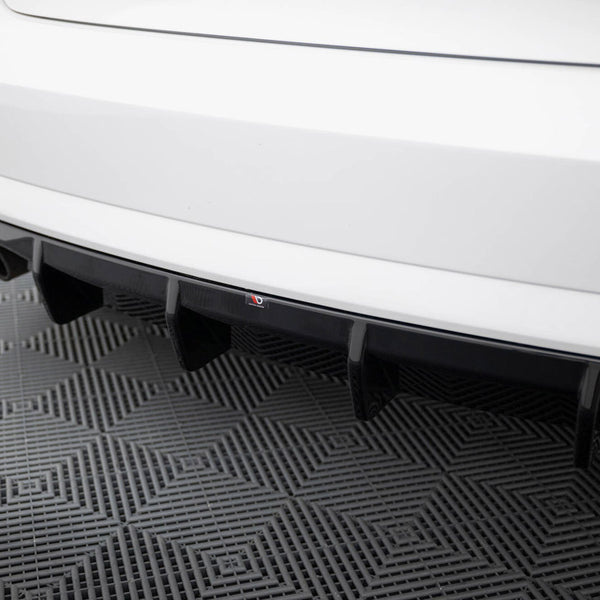 Audi - A3 Sedan 8V Facelift (Version with single exhaust tips on both sides): Maxton Rear Diffuser