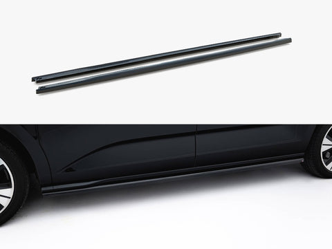 VW - Multivan Long T7: Maxton Side Skirts