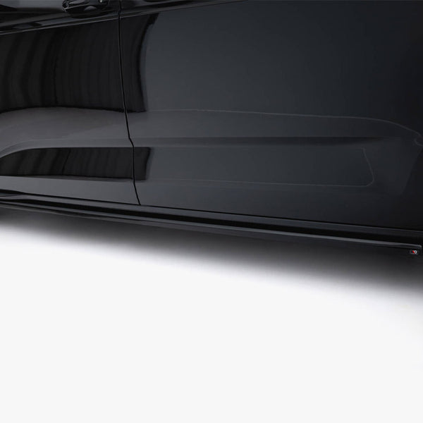 VW - Multivan Long T7: Maxton Side Skirts