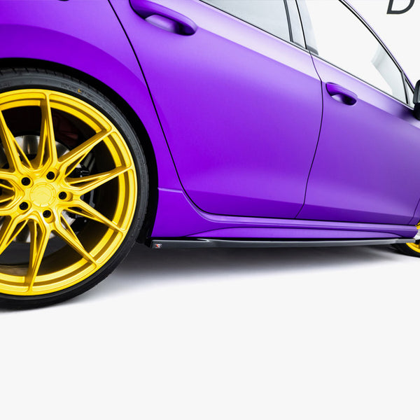 VW - Golf R MK8 Facelift: Maxton Side Skirts V1