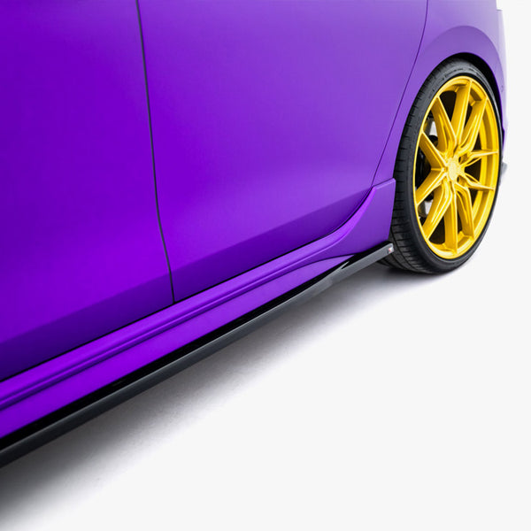 VW - Golf R MK8 Facelift: Maxton Side Skirts V1