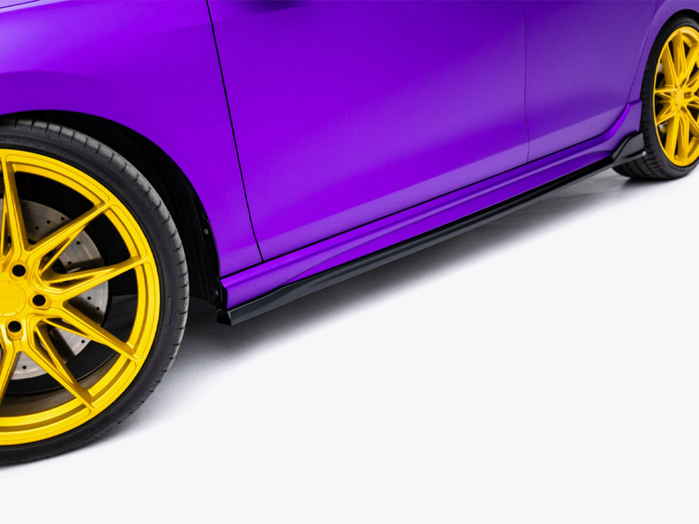 VW - Golf R MK8 / MK8 Facelift: Maxton Side Skirts V4