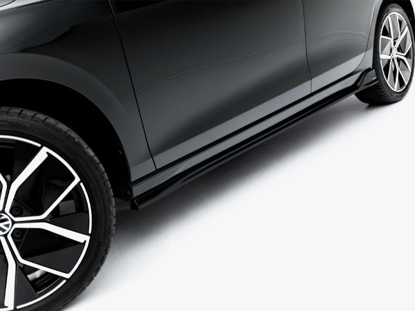 VW - Golf MK8 Facelift: Maxton Side Skirts
