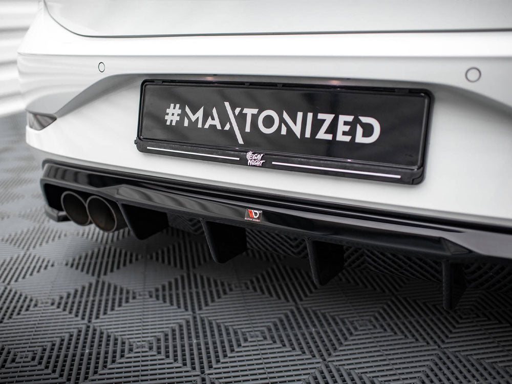 VW - Polo GTI MK6 Facelift: Maxton Full Body Kit