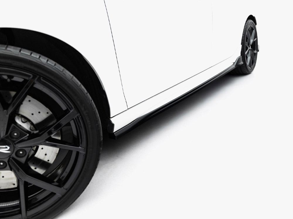 VW - Golf R Variant MK8 Facelift: Maxton Full Body Kit