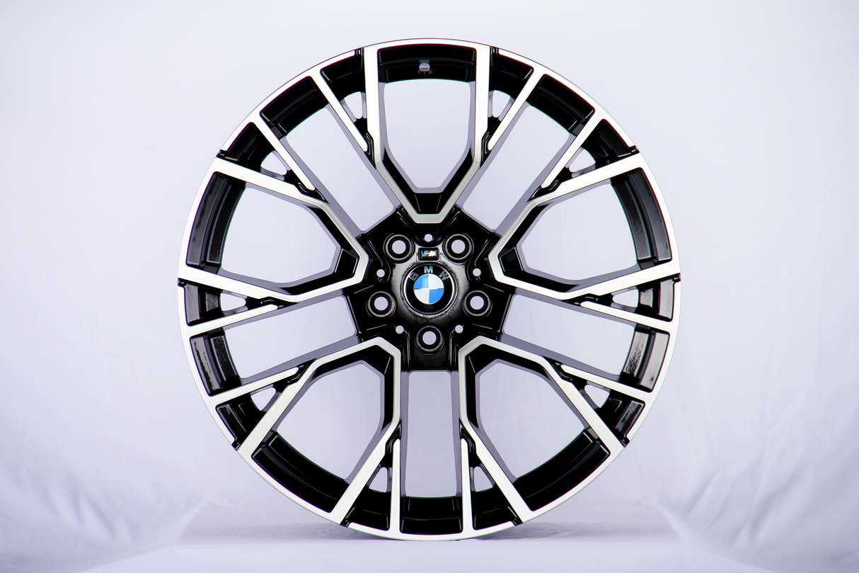 X5 - G05: 22" Diamond Cut Black M Performance Alloy Wheels 19+