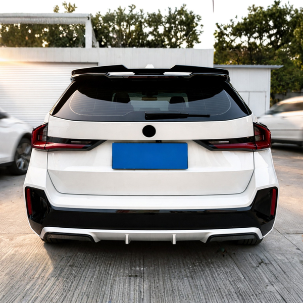 X1 - U11: Gloss Black Rear Spoiler 23+