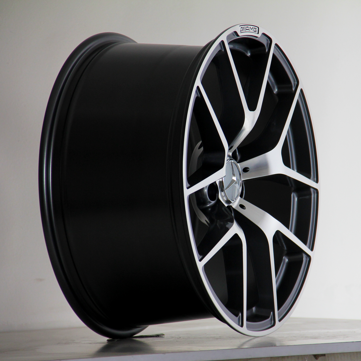C Class - W205/C205: 19" Diamond Cut AMG Style Alloy Wheels 14-22