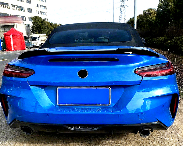 Z4 - G29: Gloss Black Rear Spoiler 18+