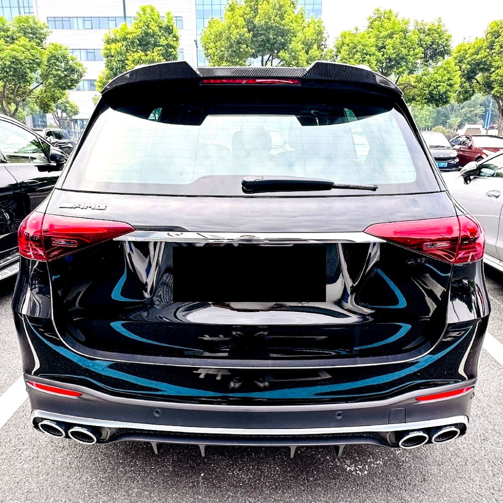 GLE - W167 Pre-Facelift: Gloss Black Rear Spoiler 19-23