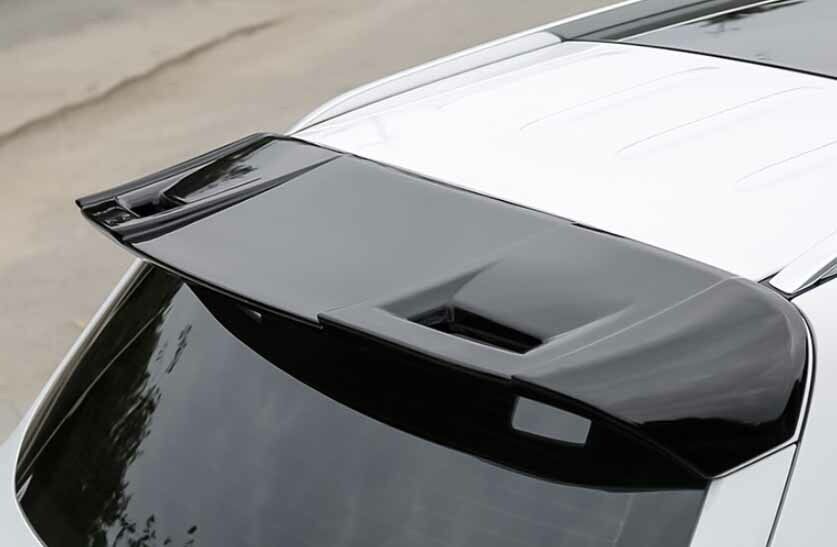 GLC - W253: Gloss Black High Kick Style Spoiler 15-23