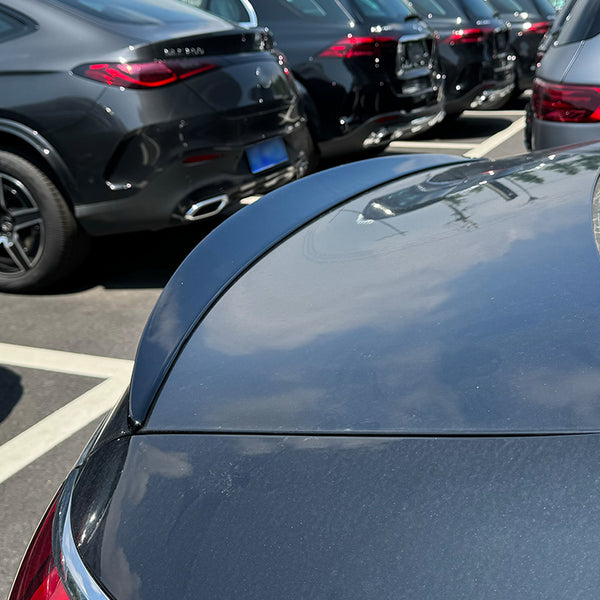 E Class - W214 Saloon: Gloss Black Rear Spoiler 23+