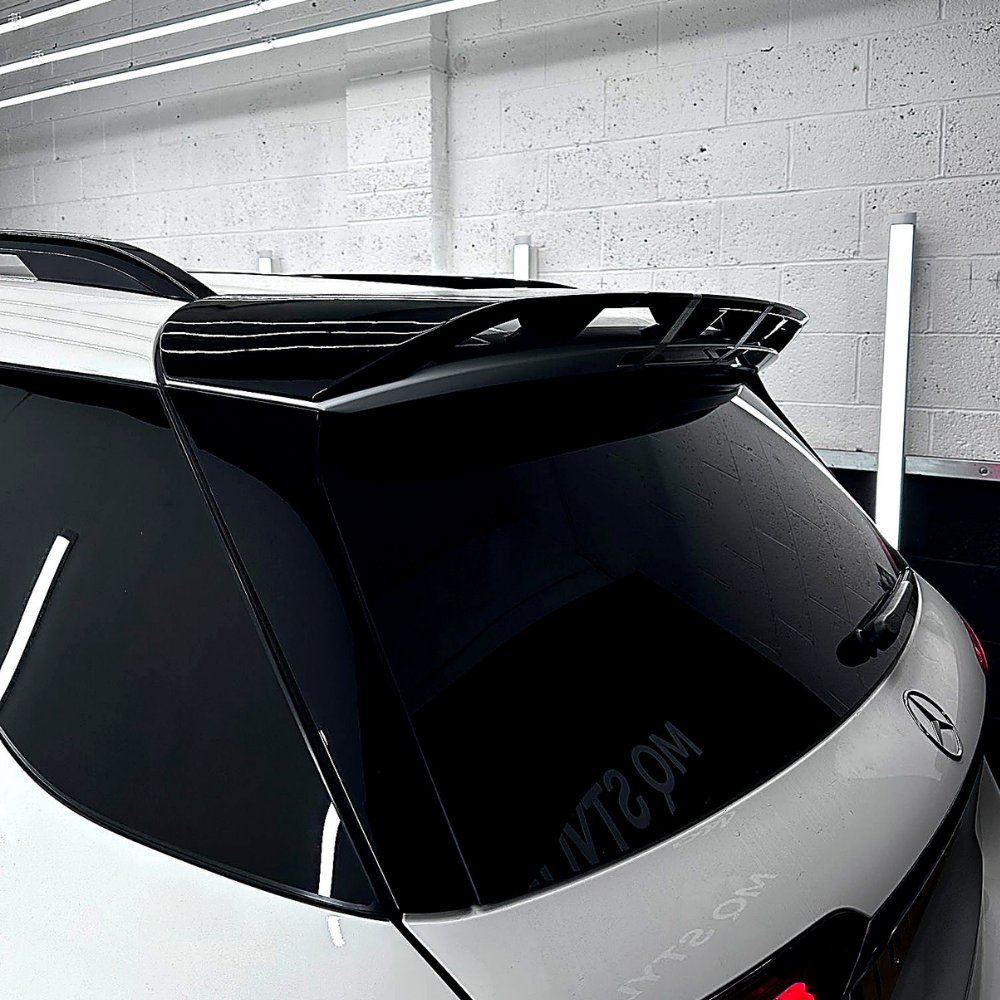 GLE - W167: Gloss Black Roof Spoiler 19+
