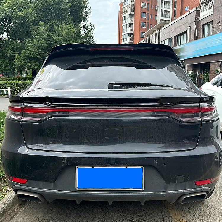 Porsche - Macan: Gloss Black Roof Spoiler 15-21