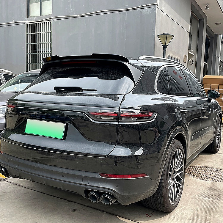 Porsche - Cayenne: Gloss Black Rear Spoiler 18-21