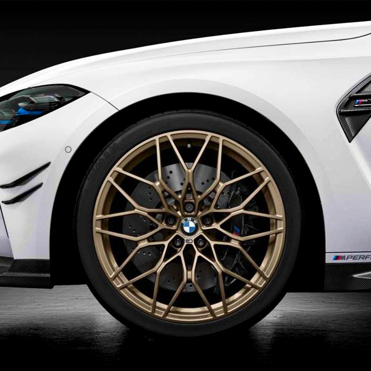 1 Series - F40: 18" Bronze 1000M Style Alloy Wheels 20+