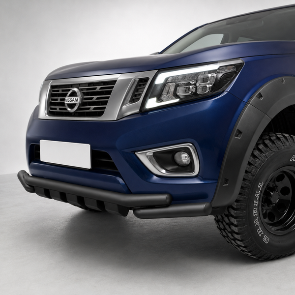 Navara - D23/NP300: Black Front Nudge Bar 14-24