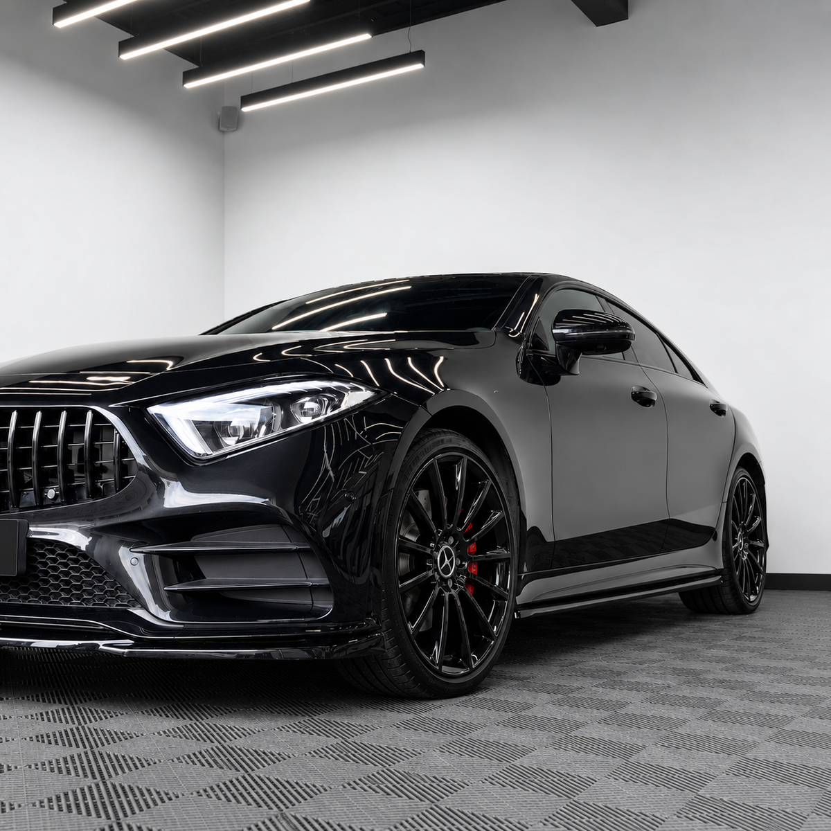 C Class - W205/C205/W206: 20" Gloss Black Turbine Style Alloy Wheels 14-22